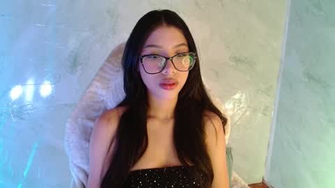 Amber Jeong online show from 11, 9, 2025