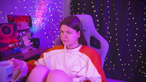 my name is Sonya but you can call me your favorite girl 3 online show from 13, 5, 2026