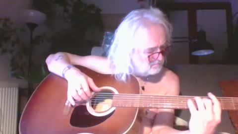 Amberr11 online show from 5, 12, 2024