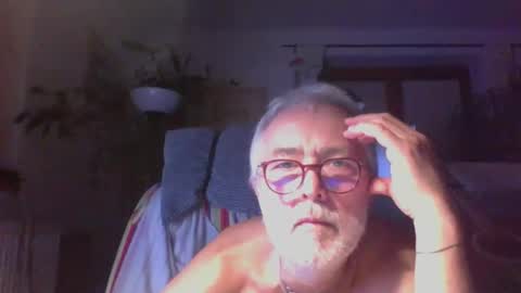 Amberr11 online show from 17, 9, 2025