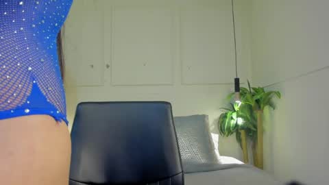 Amber moore online show from 2, 3, 2026