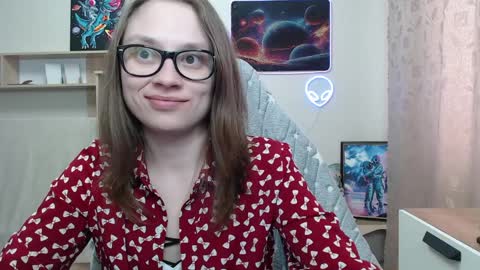 Snapshot of ambersimard chatting on 11, 4, 2026 Amber online show from 11, 4, 2026