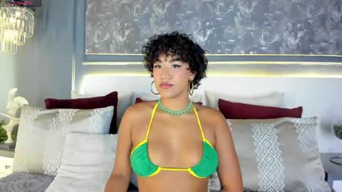 Ambra Cohelo  online show from 2, 6, 2026