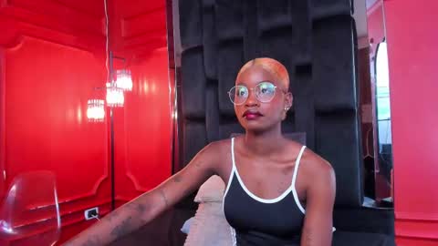 Amelia Adams online show from 13, 9, 2025