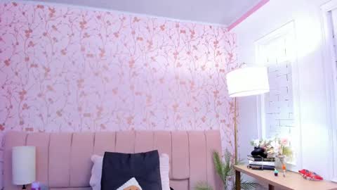 Amelia Adams online show from 21, 11, 2025