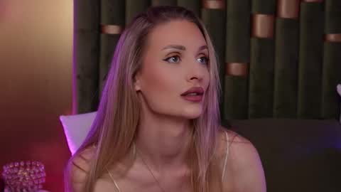 Amelia online show from 16, 3, 2026