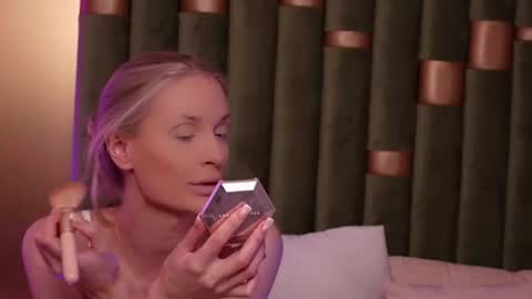Snapshot of ameliaangell chatting on 12, 6, 2026 Amelia online show from 12, 6, 2026