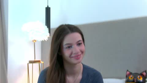 Amelia online show from 9, 3, 2025