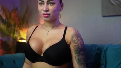 Snapshot of ameliajupiter chatting on 7, 11, 2025 Amelia online show from 7, 11, 2025