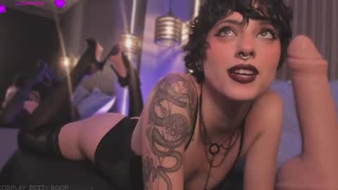 Amelianaughty  online show from 17, 4, 2026