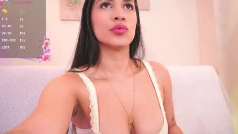 Alejandra  online show from 9, 9, 2025
