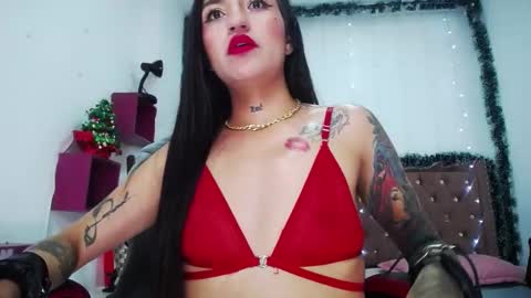 AMELIEROUS .. see you tomorrow  kisses online show from 31, 12, 2024