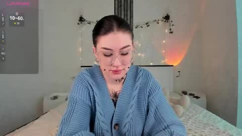 Snapshot of ameliya_sun chatting on 28, 2, 2025 Aylin online show from 28, 2, 2025