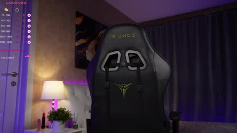 Amy  online show from 24, 1, 2025