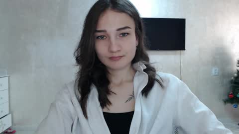 Julia  online show from 12, 1, 2026