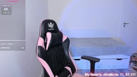 Snapshot of ami_amour_ chatting on 16, 1, 2026 Hi-hi I am Kate welcome to my sexy room online show from 16, 1, 2026