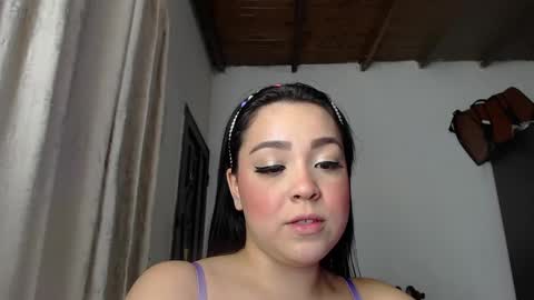 Snapshot of ami_rosee chatting on 12, 12, 2024 ami_rosee online show from 12, 12, 2024