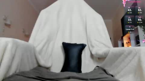 Amaya online show from 8, 9, 2025