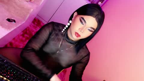 Queen Mireska online show from 21, 1, 2025