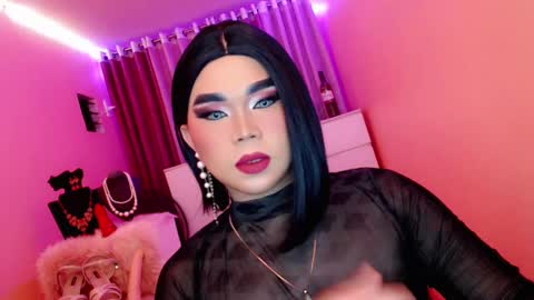 Queen Mireska online show from 26, 2, 2025