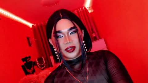 Queen Mireska online show from 7, 3, 2025