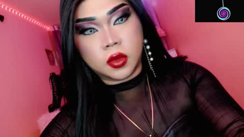 Queen Mireska online show from 24, 11, 2025