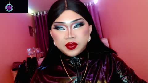 Queen Mireska online show from 1, 8, 2026