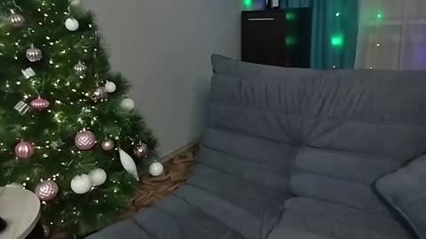 Mila online show from 29, 12, 2024