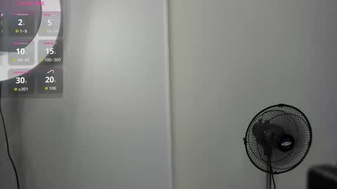 amira_princesswc online show from 2, 11, 2025