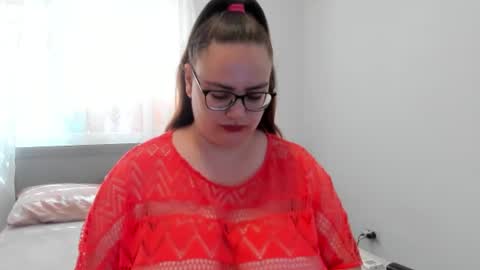 Amira Vyxen online show from 7, 7, 2026