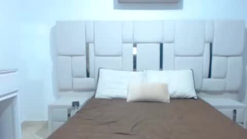 ammy_velez online show from 23, 2, 2025