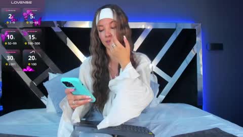 Ammy Jones online show from 30, 3, 2026