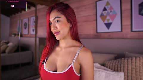 Snapshot of ammyscott1 chatting on 8, 10, 2025 Ammy Scott online show from 8, 10, 2025