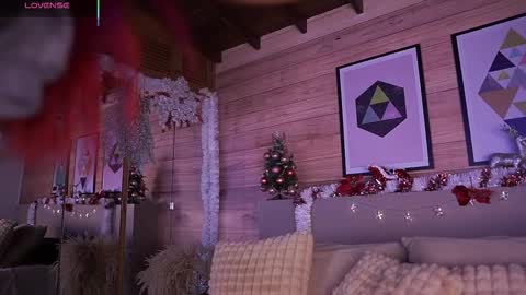 Snapshot of ammyscott1 chatting on 14, 12, 2025 Ammy Scott online show from 14, 12, 2025