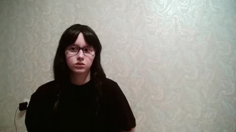 Amomira online show from 4, 2, 2026