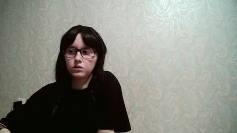 Amomira honeyx online show from 16, 12, 2025