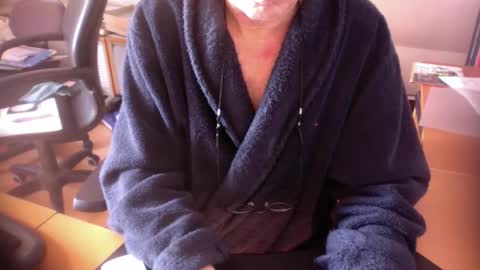 Amor2200 online show from 23, 2, 2025