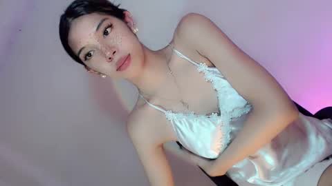 Belle Tylor online show from 7, 1, 2025