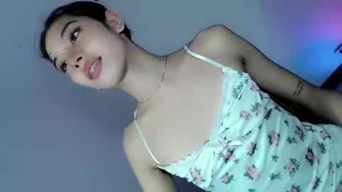 Belle Tylor online show from 20, 1, 2025