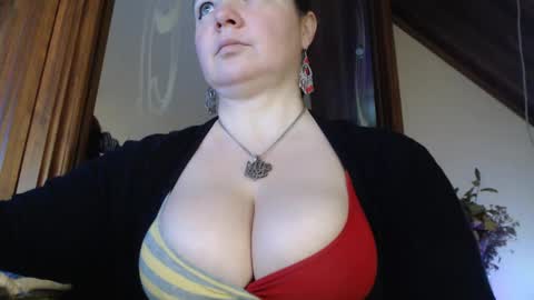 Snapshot of amorelara chatting on 4, 2, 2025 amorelara online show from 4, 2, 2025