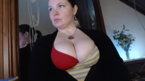 Snapshot of amorelara chatting on 14, 2, 2025 amorelara online show from 14, 2, 2025