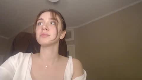 Snapshot of amoremeoww chatting on 3, 2, 2025 miss unforgettable online show from 3, 2, 2025