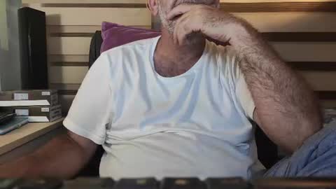 Snapshot of amorlin chatting on 2, 8, 2026 AmorLin online show from 2, 8, 2026