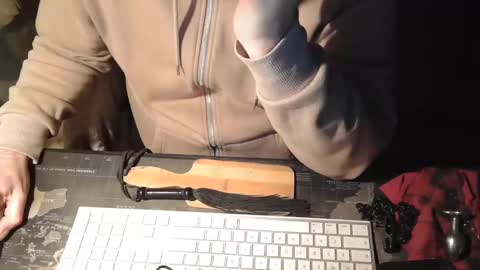 amslave4f online show from 24, 2, 2025