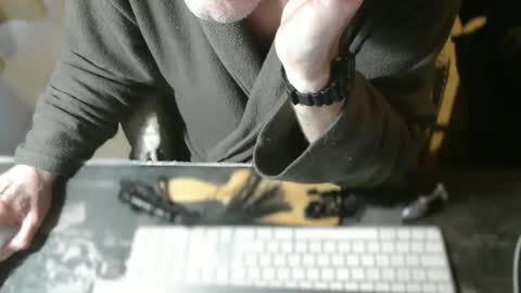 amslave4f online show from 21, 4, 2026