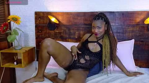 Snapshot of amy_brunette chatting on 25, 11, 2025 Amy online show from 25, 11, 2025