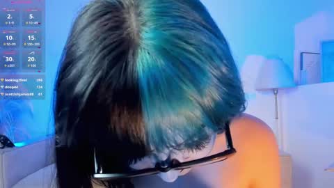 Hello I am Allison Welcome to my room and let is  have a good time together whith me online show from 20, 11, 2025