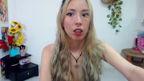 amy mur online show from 31, 3, 2026