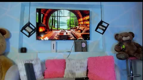 Emy Noa  online show from 17, 3, 2026