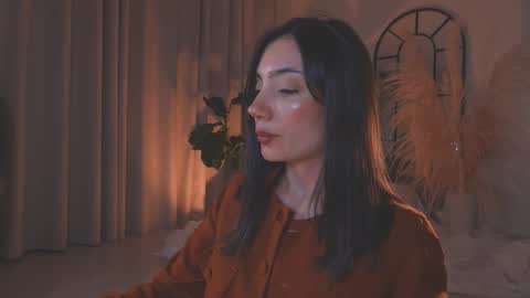 Amy Armstrong online show from 9, 9, 2025